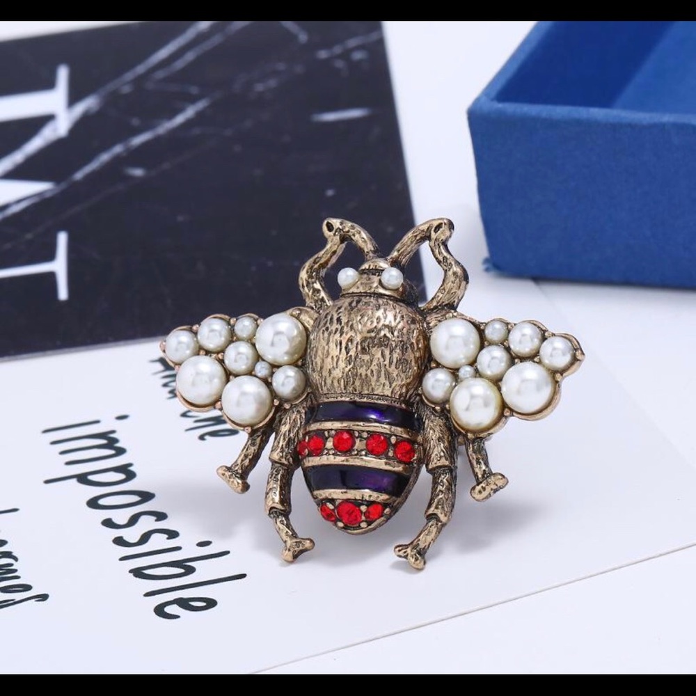 Adjustable Bee Ring - Picture 7 of 8